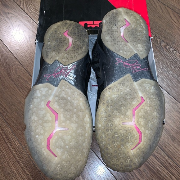 LEBRON 11 MIAMI NIGHTS - SZ 12 - Picture 5 of 8